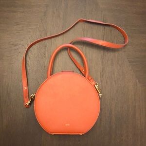 JW PEI chestnut round purse